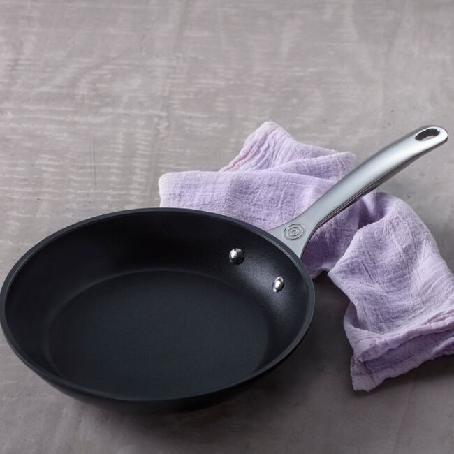 Toughened Nonstick PRO Fry Pan Le Creuset® Official Site